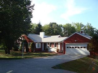 207 Valley Dr, Bedford, IN