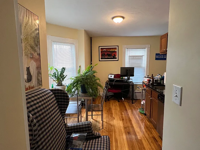 7 Blake St #3 — Photo 2
