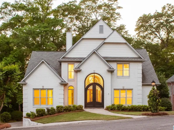 2551 Ivy Glenn Dr, Birmingham, AL 35243