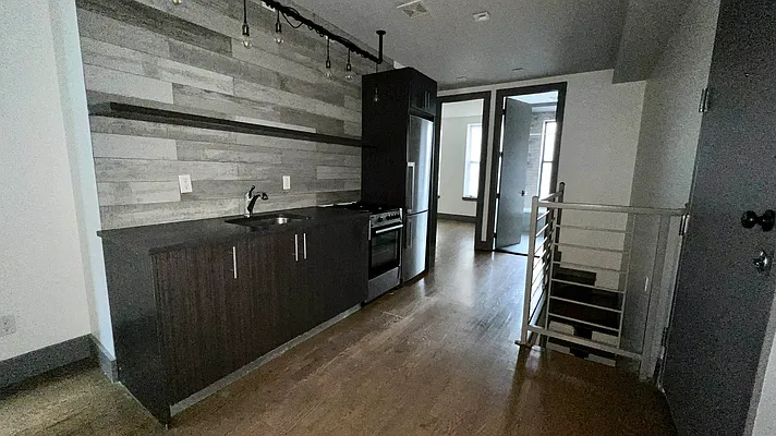 Rented by Corcoran | media 27