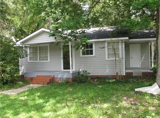 400 Vicks Ln, Saraland, AL 36571