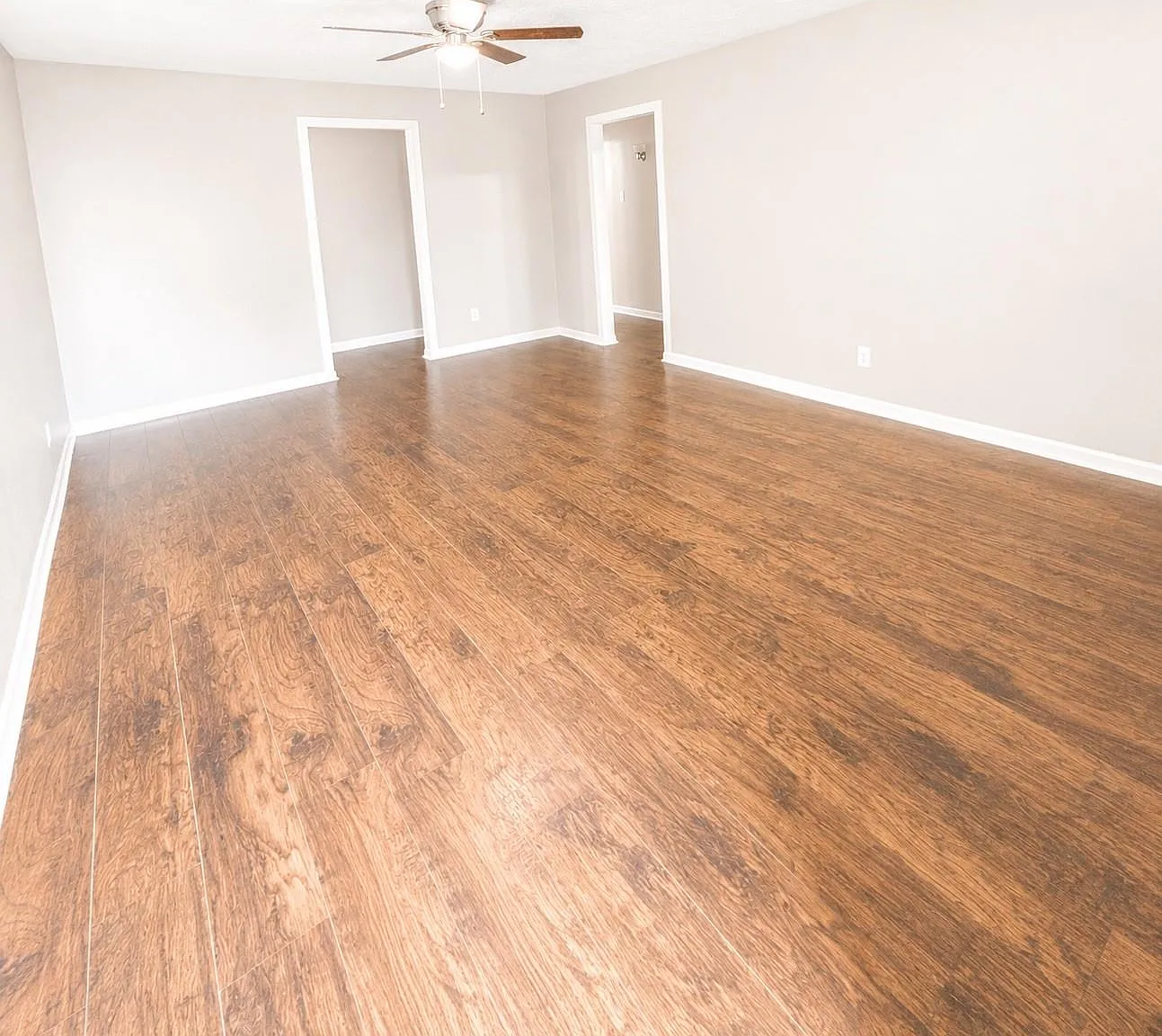 3 bed, 2.0 bath, 1275 sqft, $1,650 — Photo 3