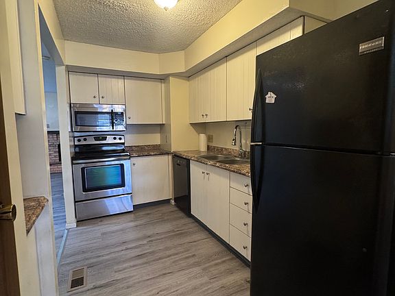 4th image of 2039 Silent Spring Dr