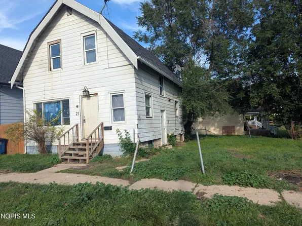 21 Banks St, Toledo, OH 43609