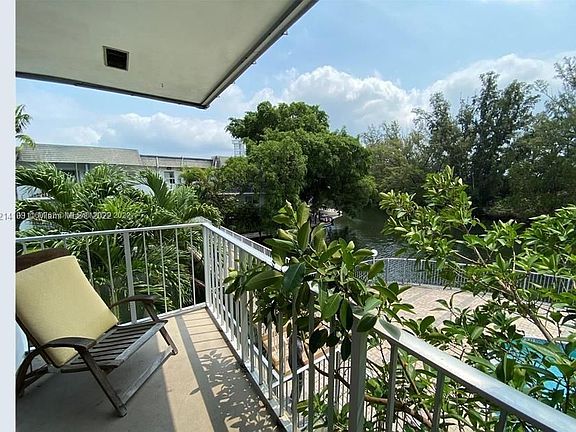 4th image of 1777 Venice Ln APT 231