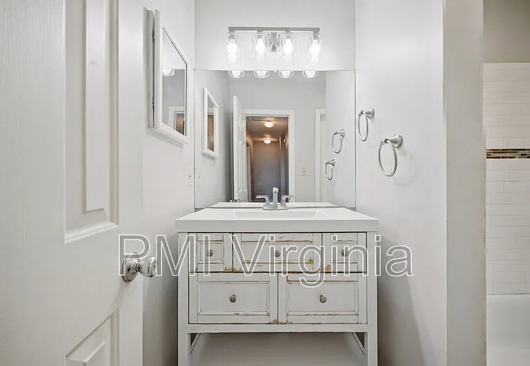 3310 Scarborough Way — Photo 20