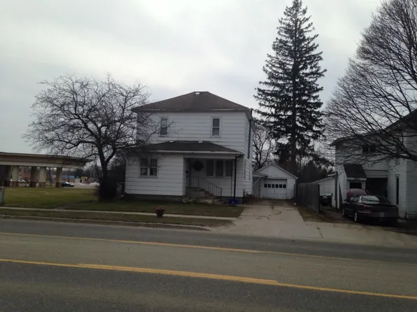 113 W State St, Scottville, MI 49454