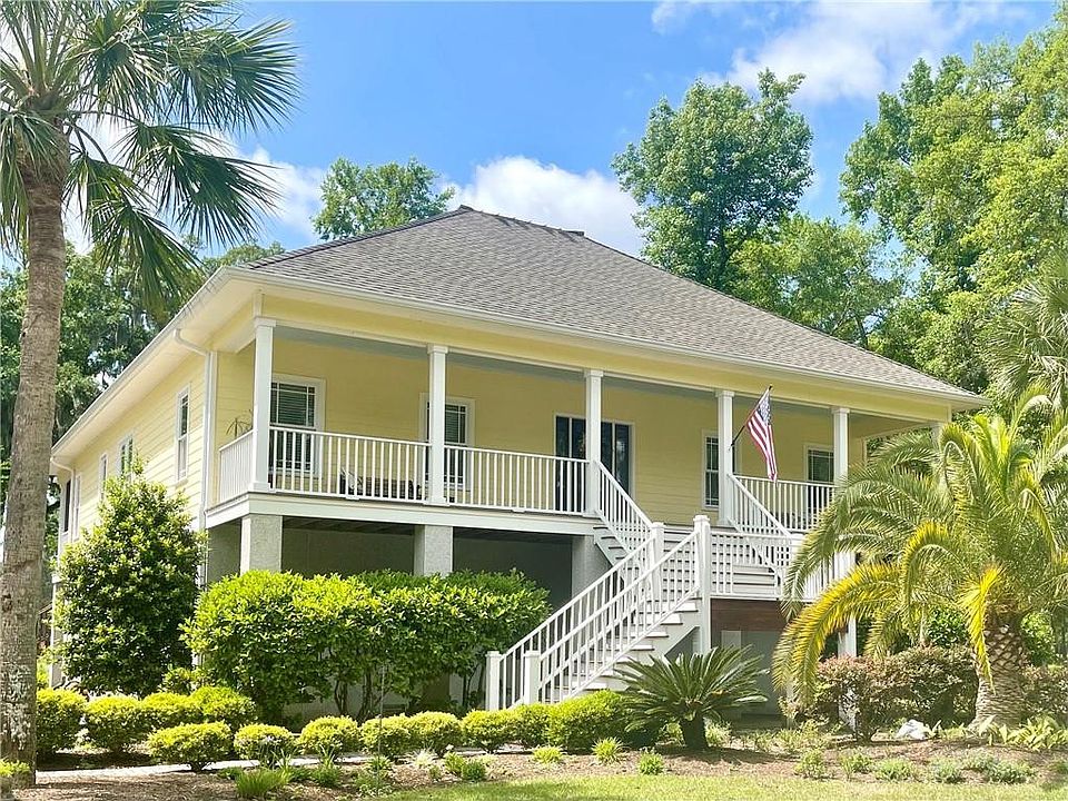 1st image of 135 Abbey Ln
