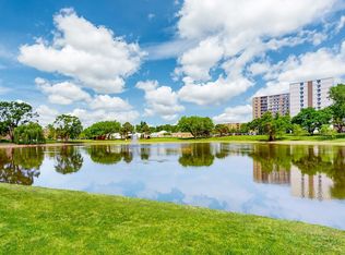 Village in the Park Apartments, Schaumburg, IL 60195