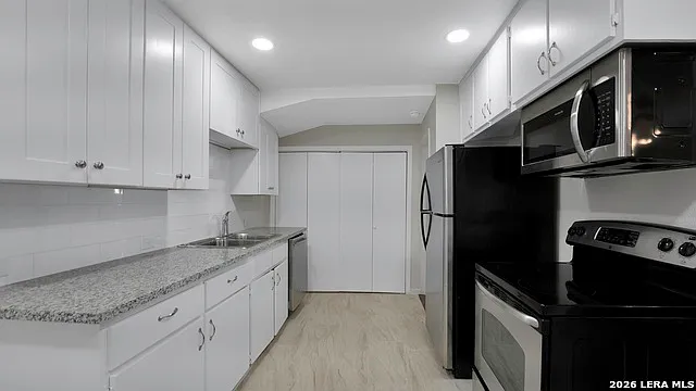 542 Thorain Blvd #1 — Photo 5
