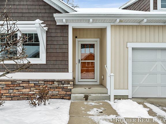 3rd image of 4223 Cottage Trl