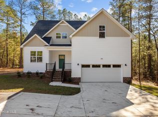 4965 Calloway Rd, Raeford, NC 28376