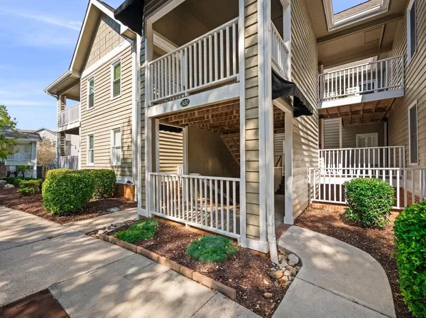 512 Springfork Dr, Cary, NC 27513