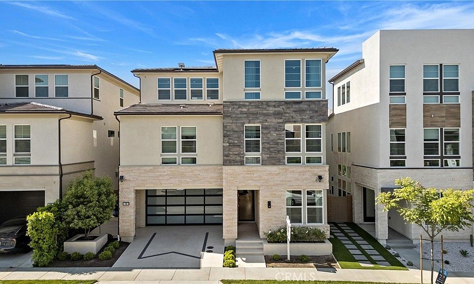 1st image of 598 Alder Way