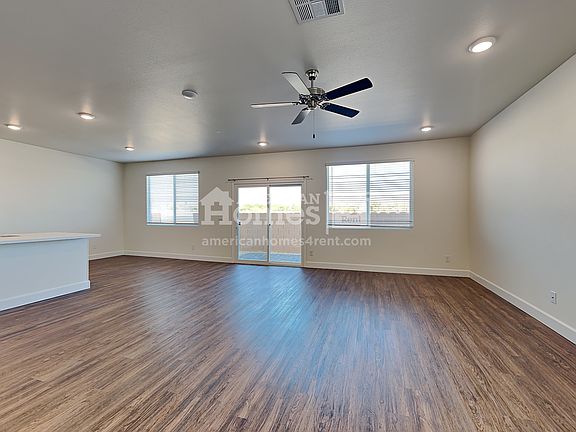 5th image of 2122 Tuch Way