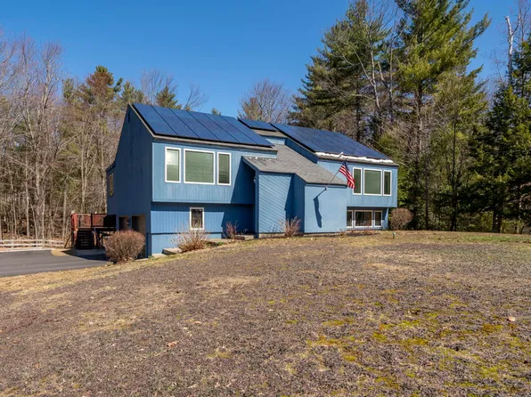 49 Birkdale Road, Bedford, NH 03110