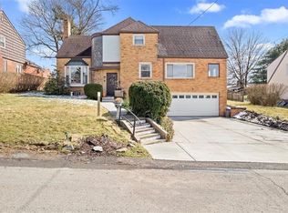 1036 Betty Rae Dr, Pittsburgh, PA 15236