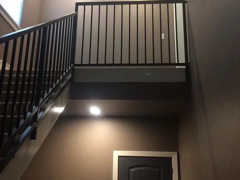 208 Eddington St — Photo 14