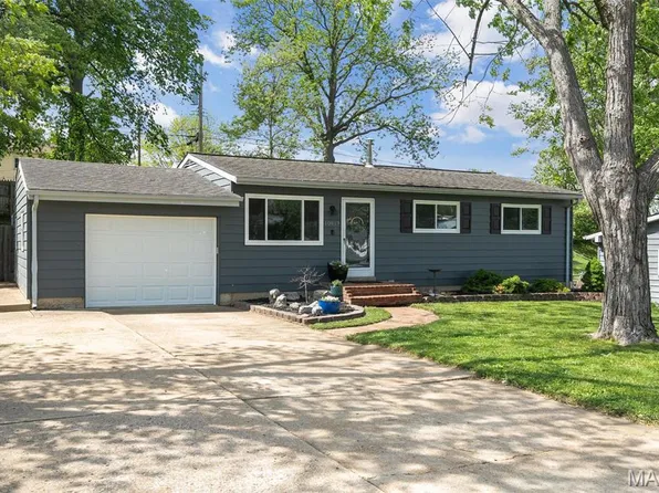 10819 Platte Dr, Saint Louis, MO 63123