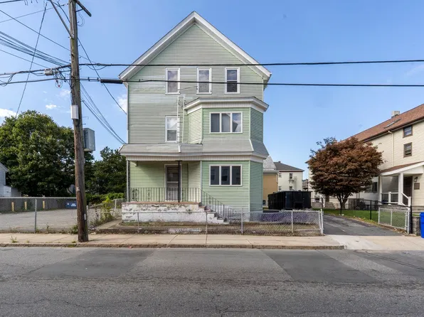 225 Haffards St, Fall River, MA 02723
