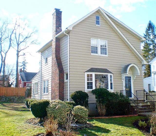 1st image of 25 Stevenson Ave