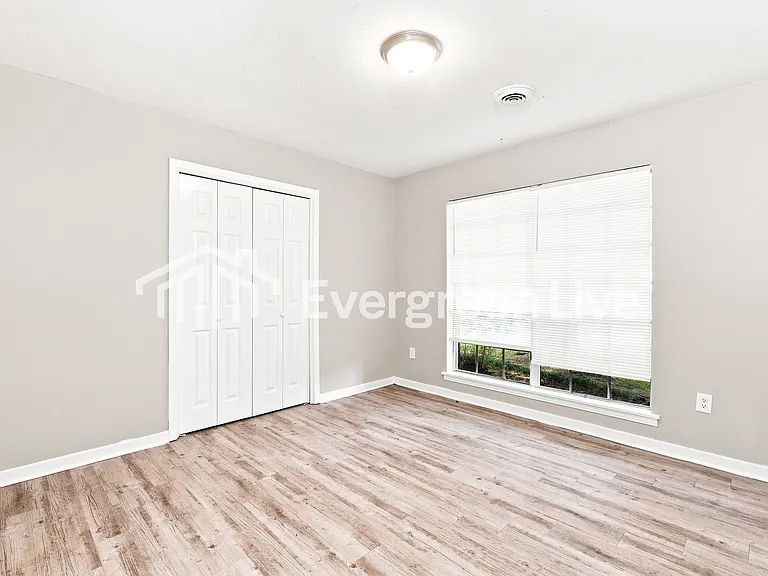 2839 Fallbrook Dr — Photo 8
