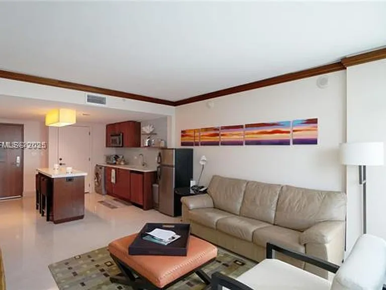 6801 Collins Avenue Cu #710 — Photo 6