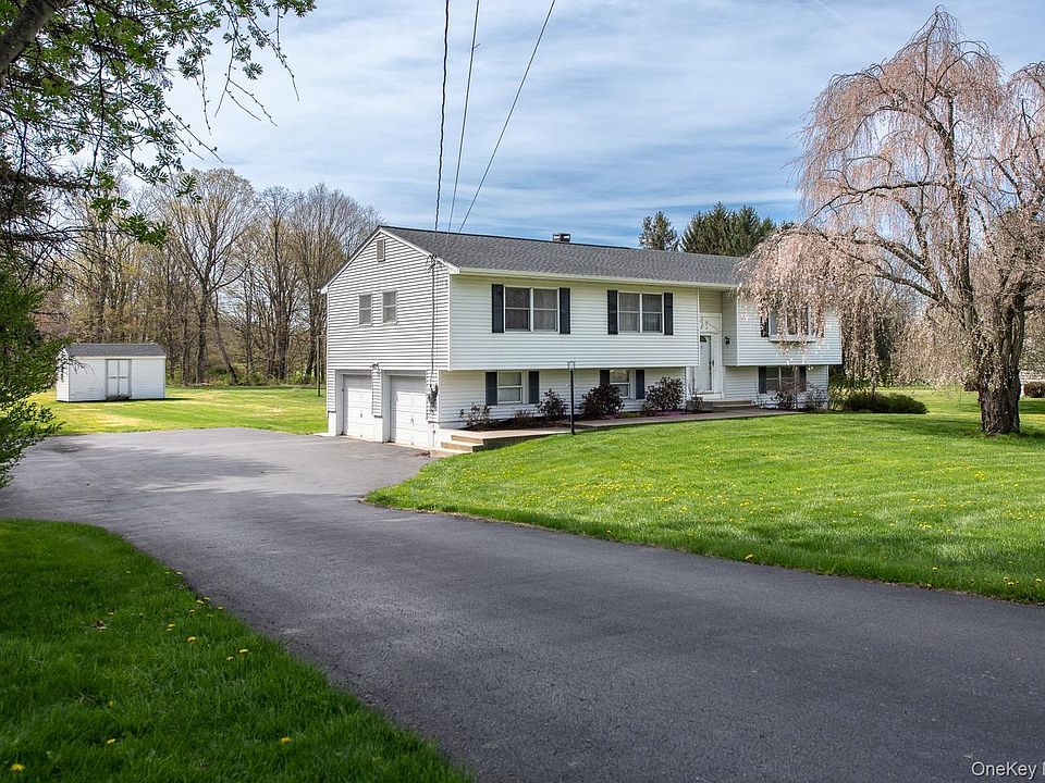 1st image of 284 Waterbury Hill Road