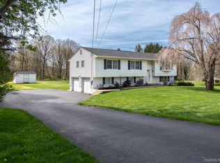 284 Waterbury Hill Rd, Lagrangeville, NY 12540