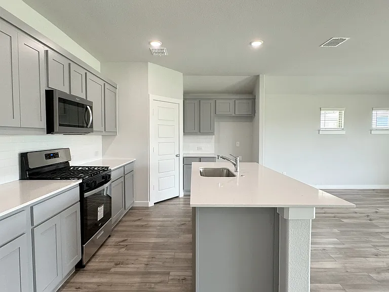 3705 Ray Roberts Dr — Photo 4