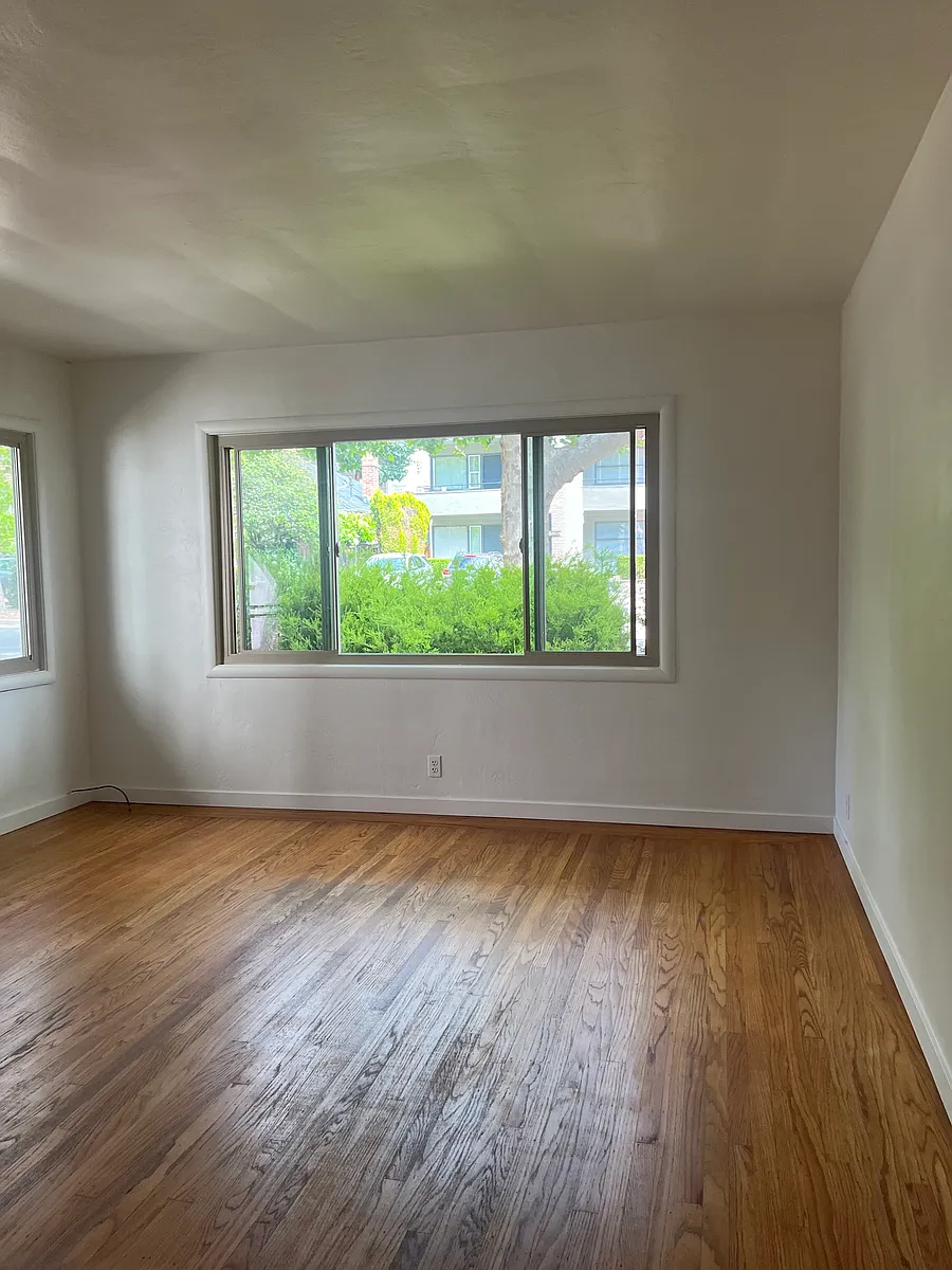 Building Photo - 111 G St #1