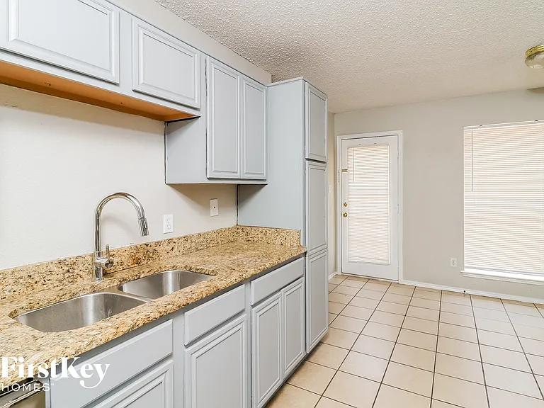 7213 Ashbourne Way — Photo 7