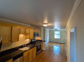 8 Beckler Ave, South Boston, MA