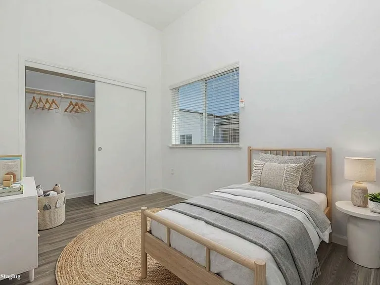 Brand New - Del Rio Apartments — Photo 22