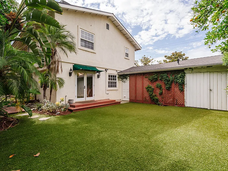 13230 Hesby St — Photo 43