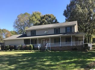 170 Pinebrook Dr, Paducah, KY 42001