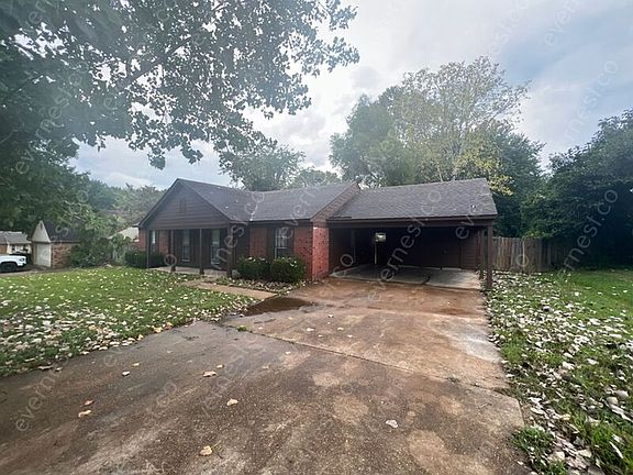 2nd image of 3580 Lakehurst Dr