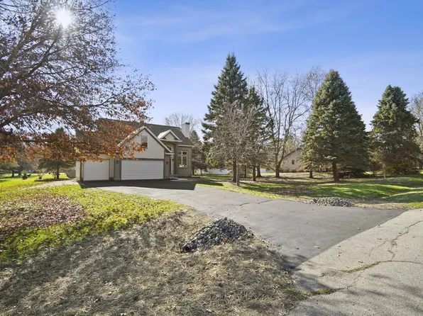 5349 Hilltop Trl, Perry, MI 48872