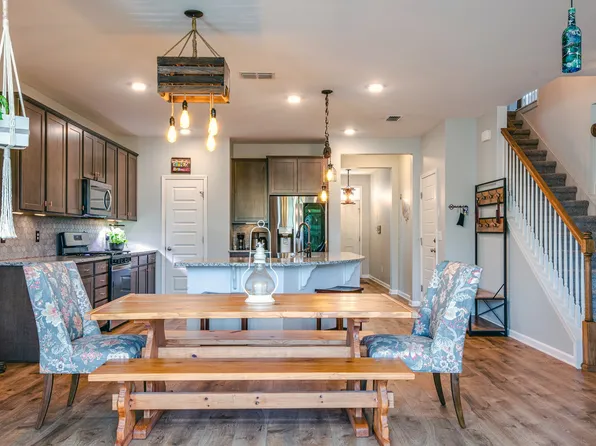 4072 Magnolia Farms Dr, Hermitage, TN 37076