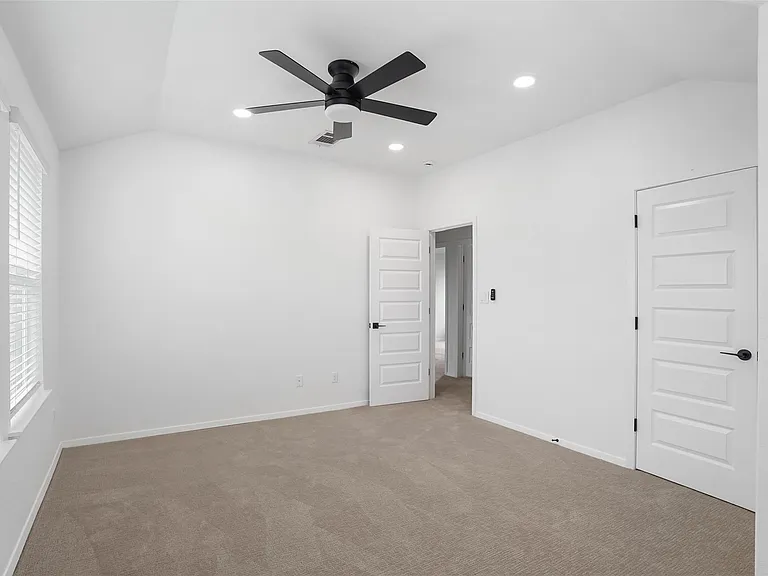 147 Heather Glen Way — Photo 23