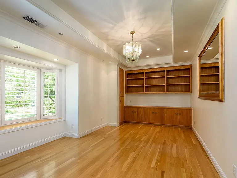 71 Douglass Way — Photo 18