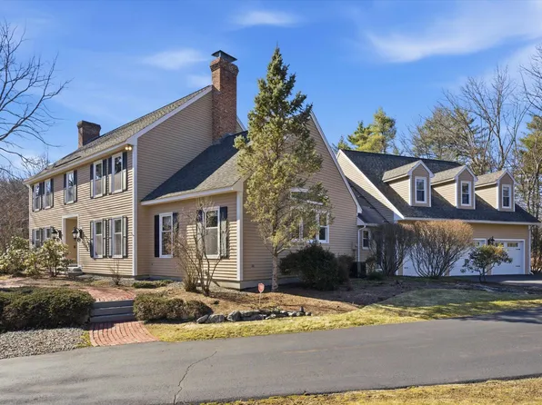 12 Village Woods Drive, Amherst, NH 03031