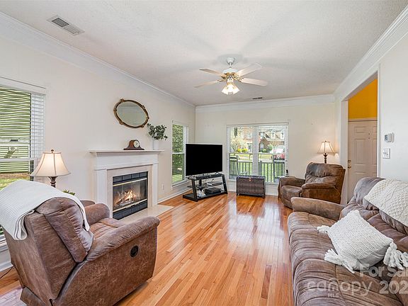 5th image of 13602 Red Wine Ct