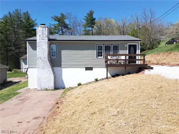 401 E Spring St, Marietta, OH 45750