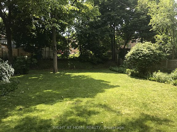 3rd image of 230 Martin Grove Rd