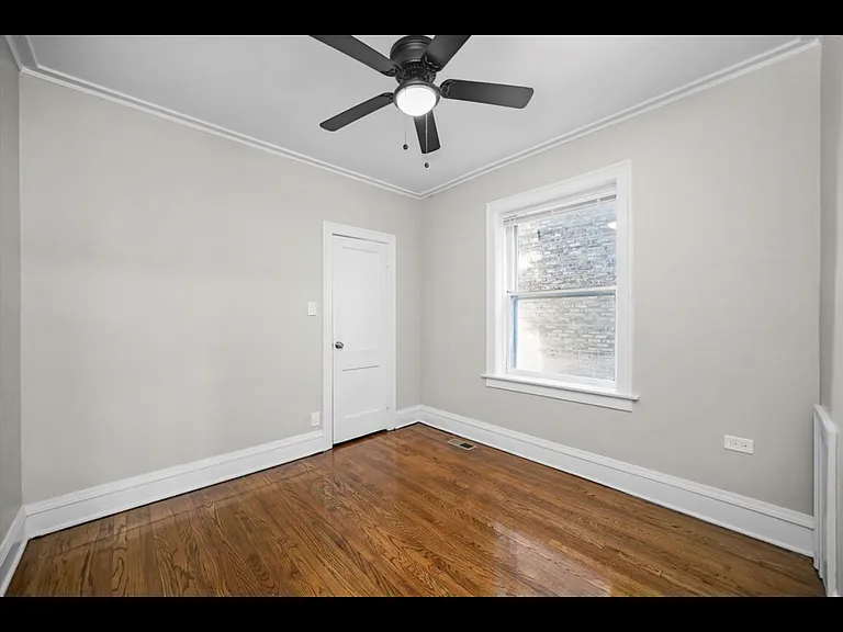 10219 S Racine Ave #L — Photo 1