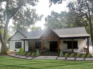 3636 E Wildwood Dr, Port Clinton, OH 43452