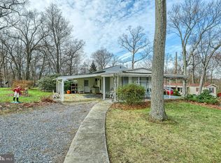 6060 Lake Rd, York, PA 17403