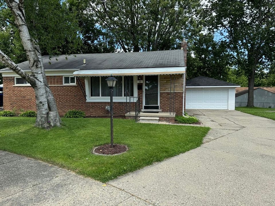 1st image of 10 Shiawassee Cir