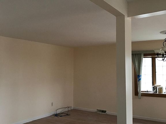 5th image of 55 Kelvin Ave